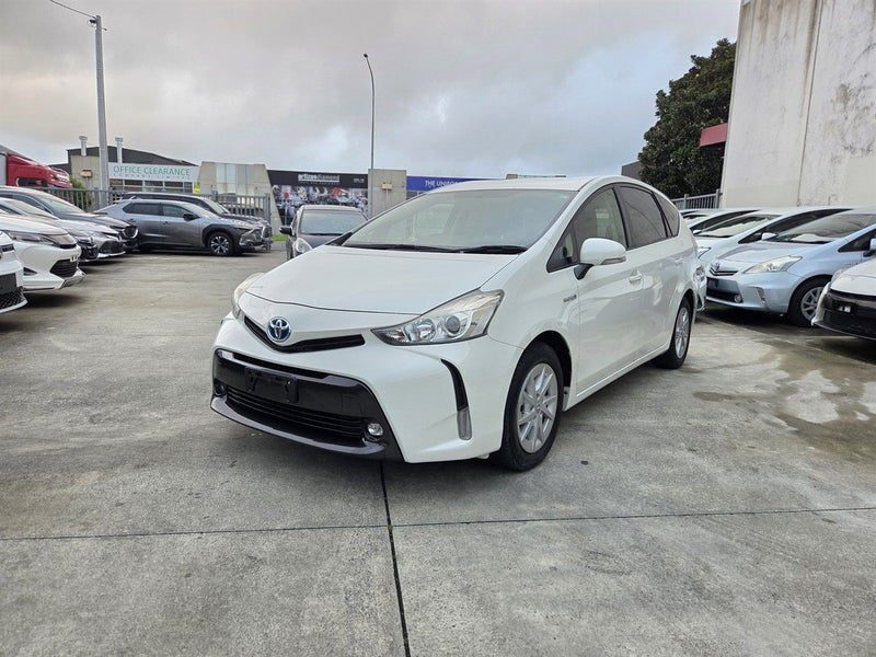 2015 Toyota Prius Alpha