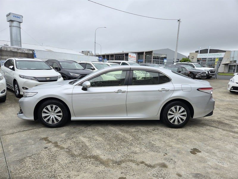 2021 Toyota Camry Hybrid, photo 2