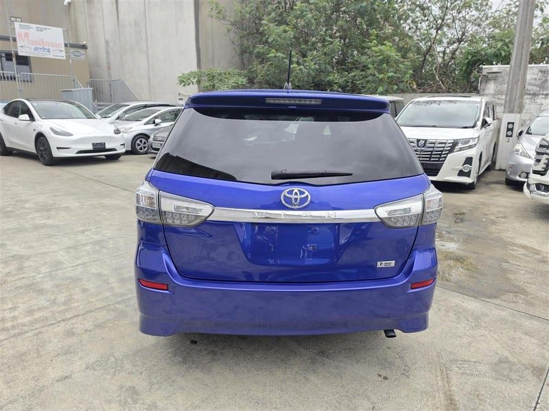 2013 Toyota Wish 1.8 X, photo 2