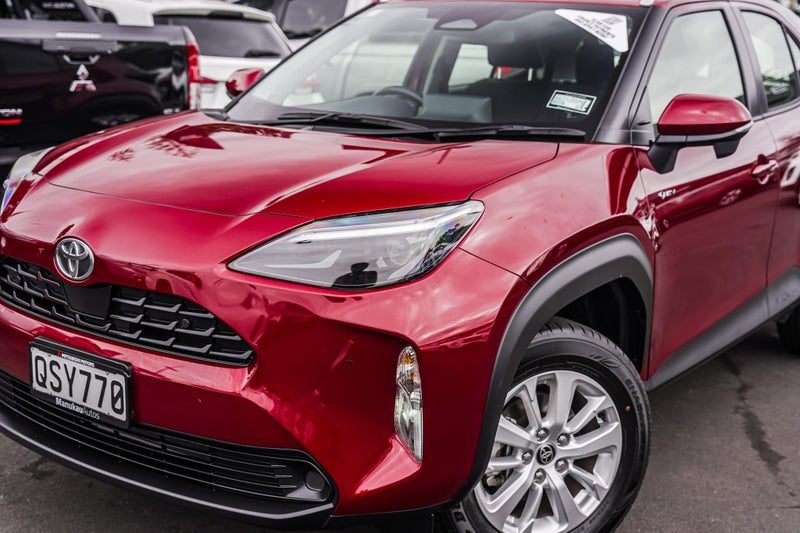 2024 Toyota Yaris Cross GX Hybrid, photo 2
