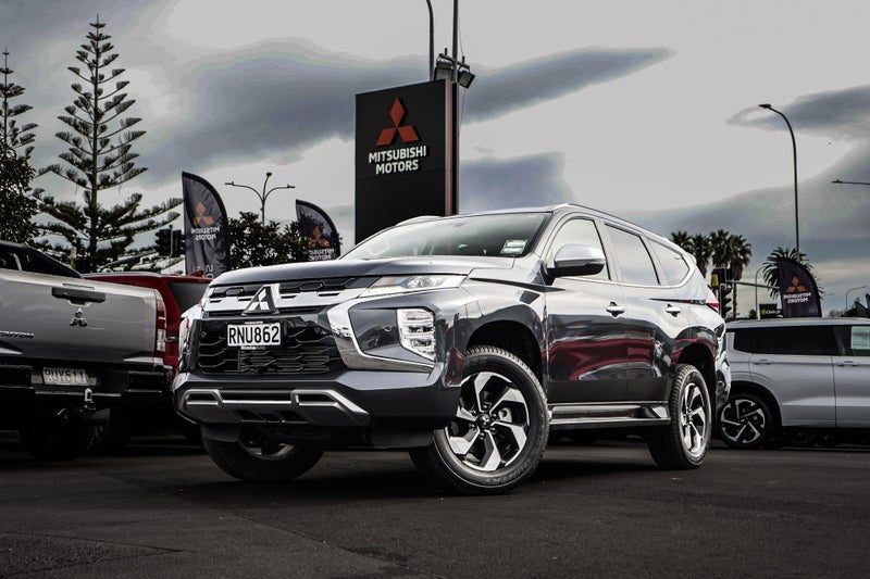 2026 Mitsubishi Pajero Sport VRX