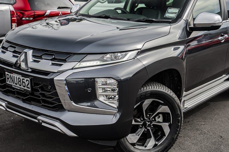2026 Mitsubishi Pajero Sport VRX, photo 2