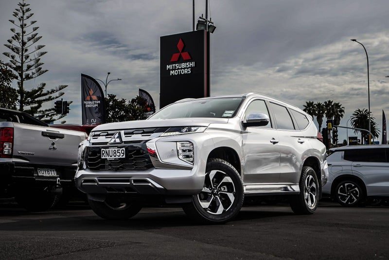 2026 Mitsubishi Pajero Sport VRX
