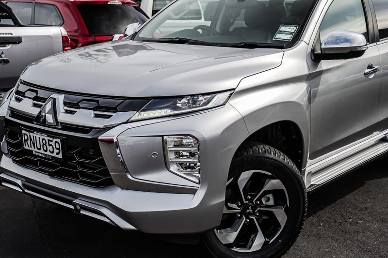 2026 Mitsubishi Pajero Sport VRX, photo 2
