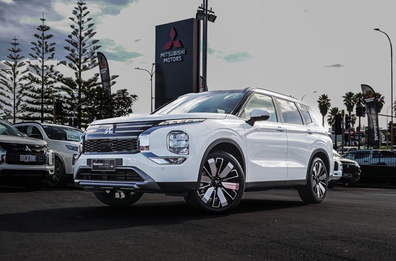 2026 Mitsubishi Outlander XLS 2WD