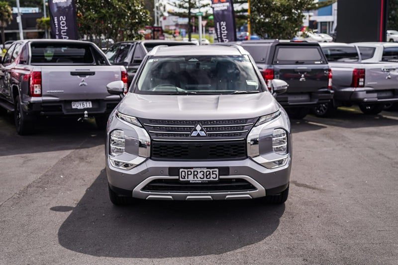 2024 Mitsubishi Outlander XLS 4WD, photo 3