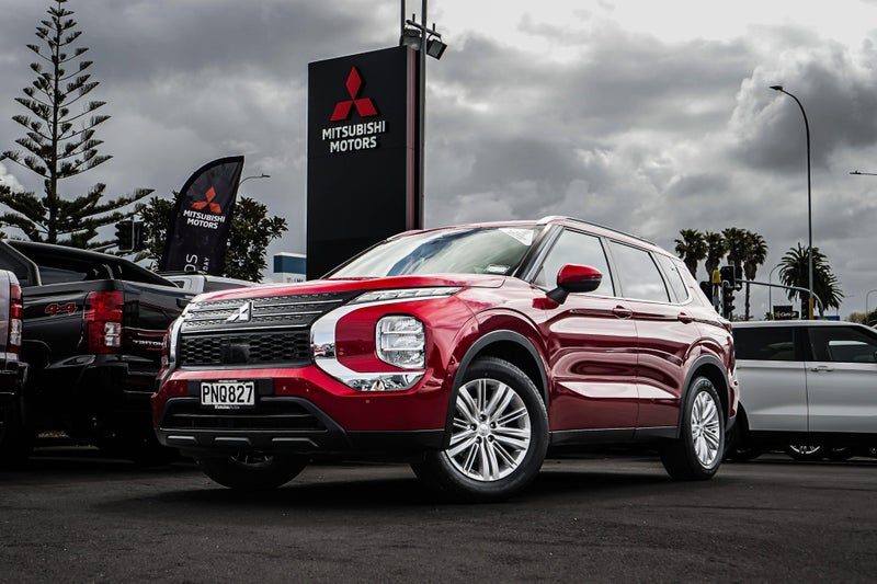 2022 Mitsubishi Outlander LS AWD
