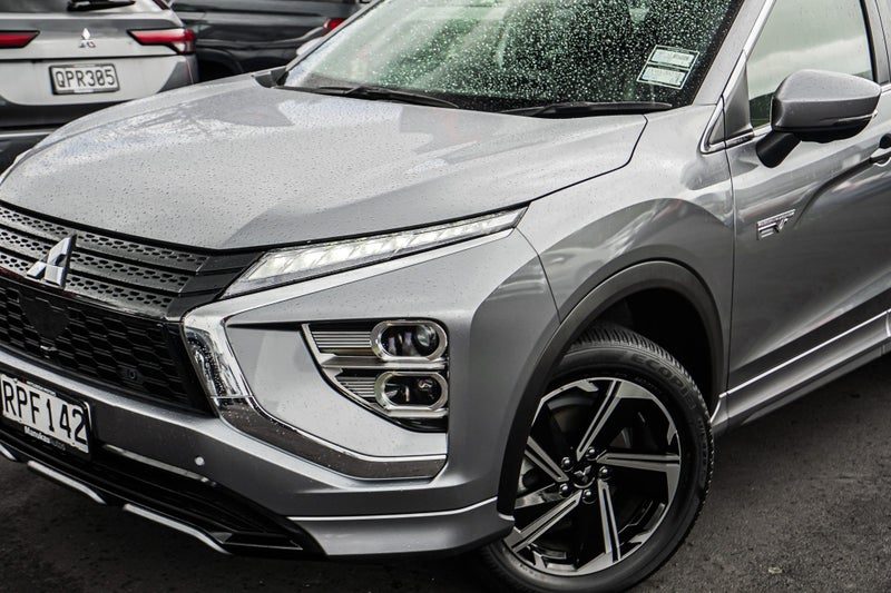 2026 Mitsubishi Eclipse Cross VRX PHEV 4WD, photo 2