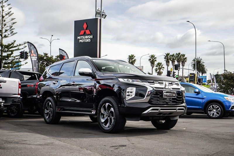 2026 Mitsubishi Pajero Sport VRX, photo 3