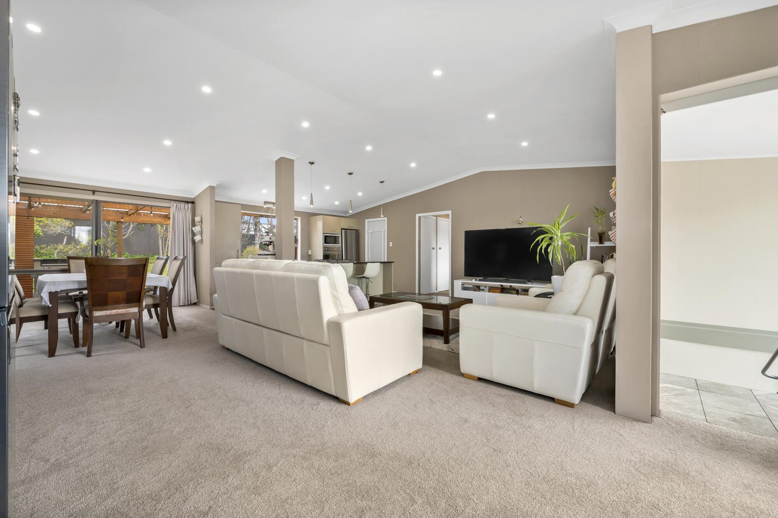 7 Fortyfoot Lane, Sunnyhills, photo 8