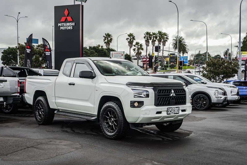 2026 Mitsubishi Triton GLX 4WD CC WS, photo 3