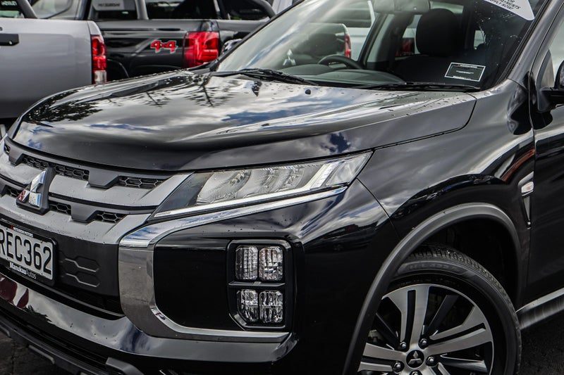 2025 Mitsubishi ASX LS, photo 2