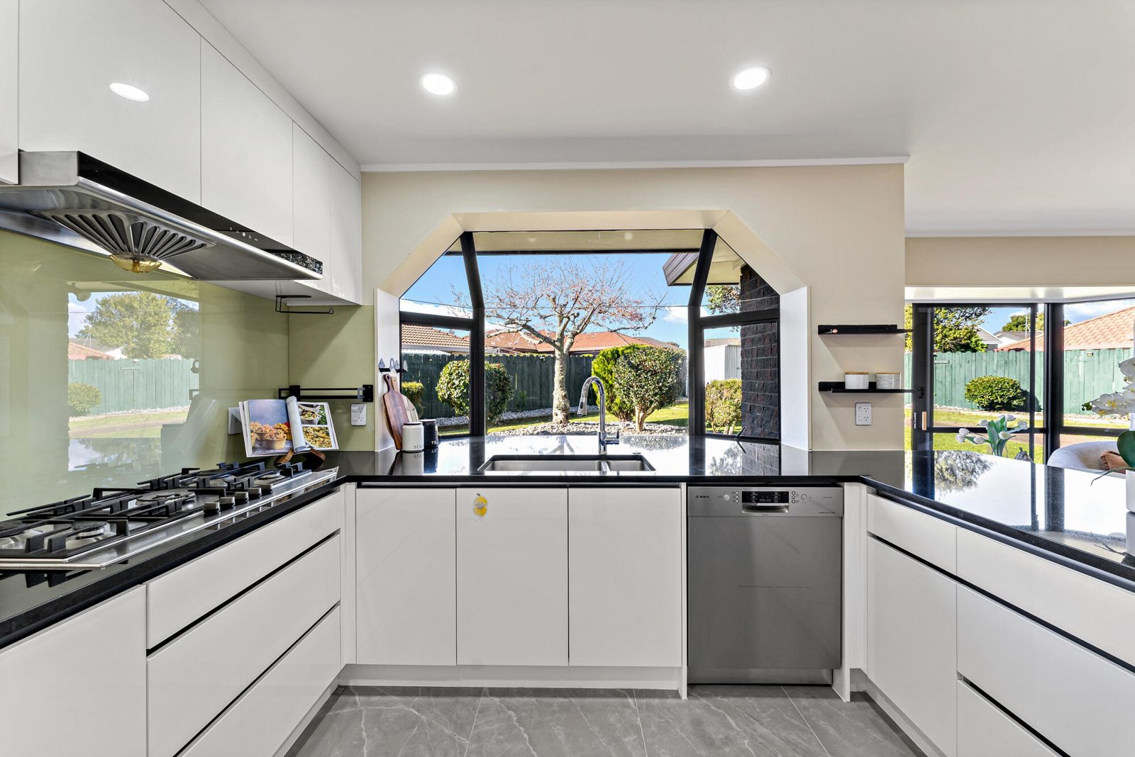 61 Matterhorn Crescent, Northpark, photo 19