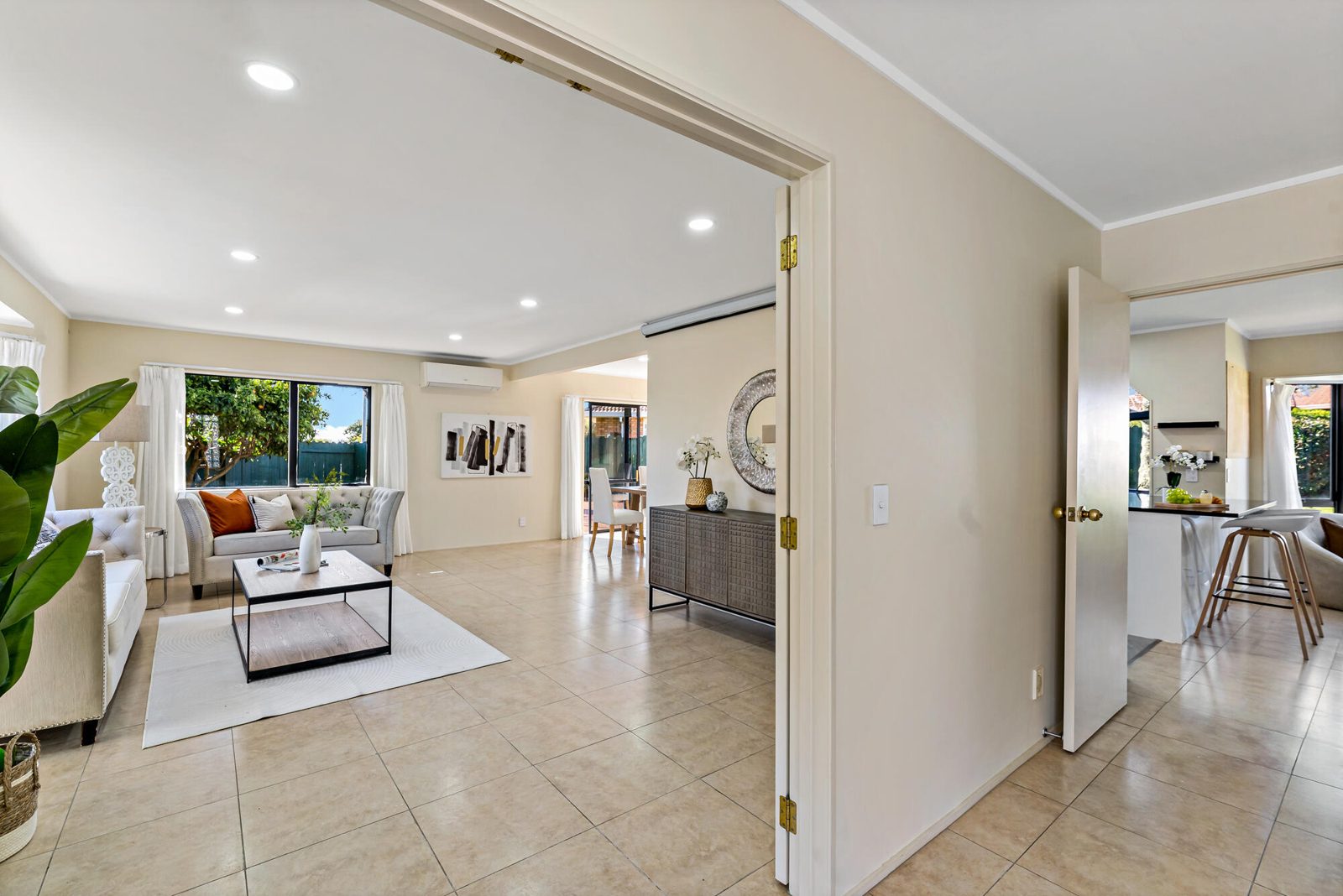 61 Matterhorn Crescent, Northpark, photo 3