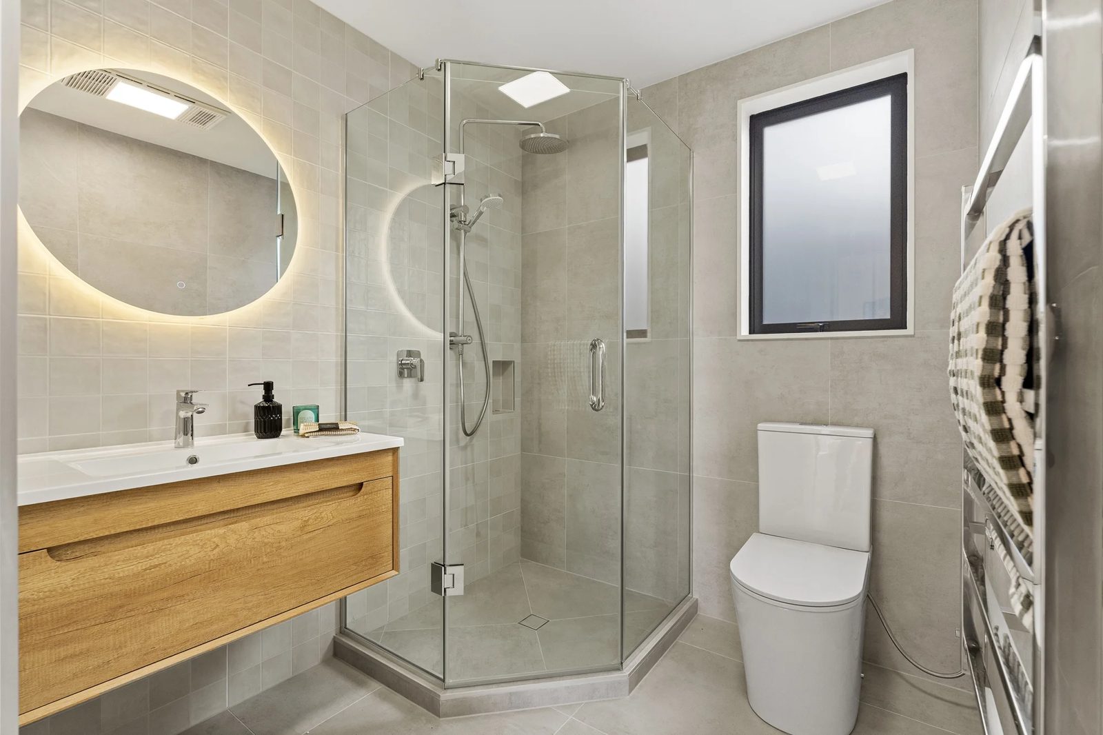 4B Datura Place, Sunnynook, photo 17