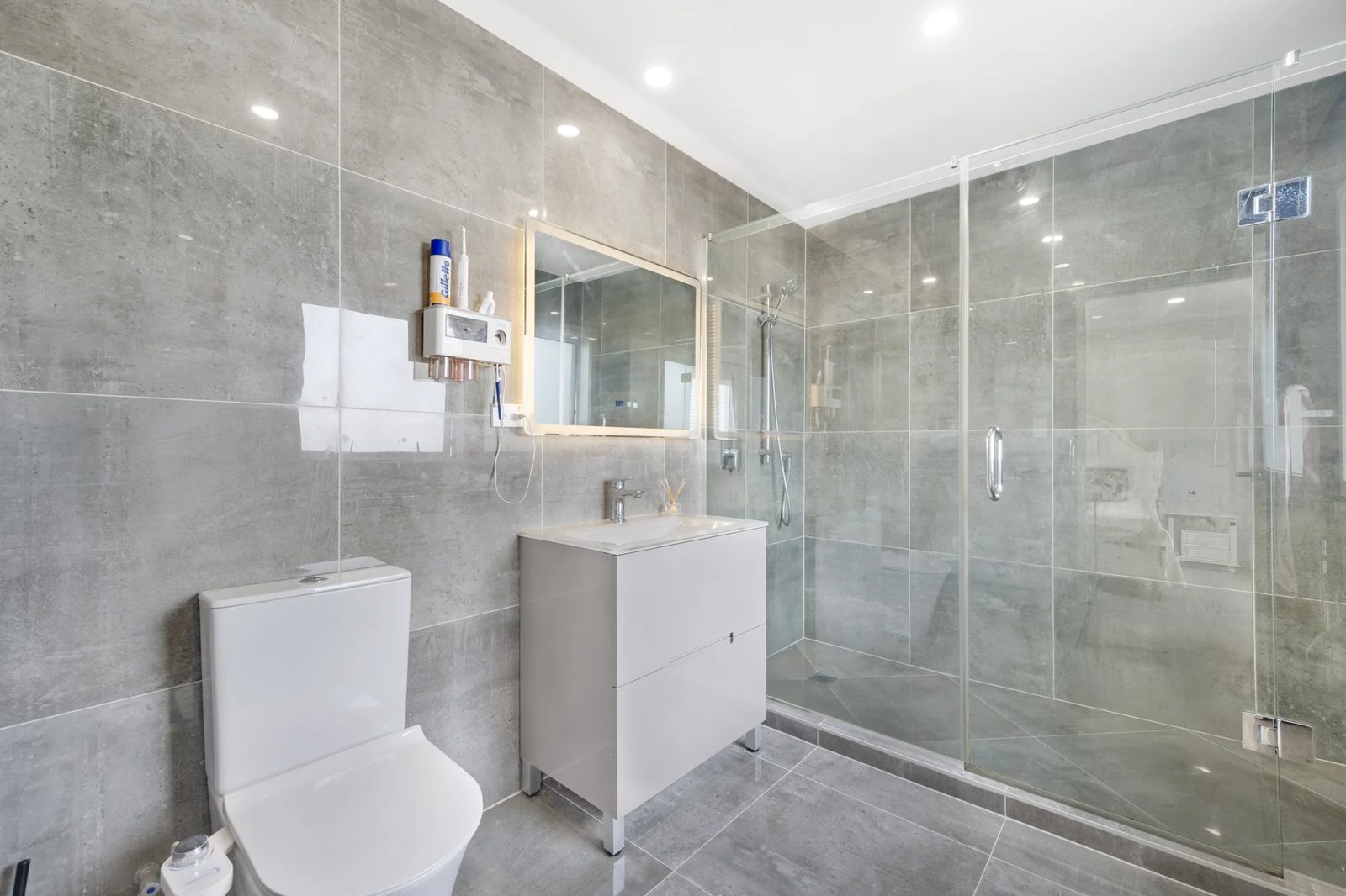 16A Sea Spray Drive, Bucklands Beach, photo 12