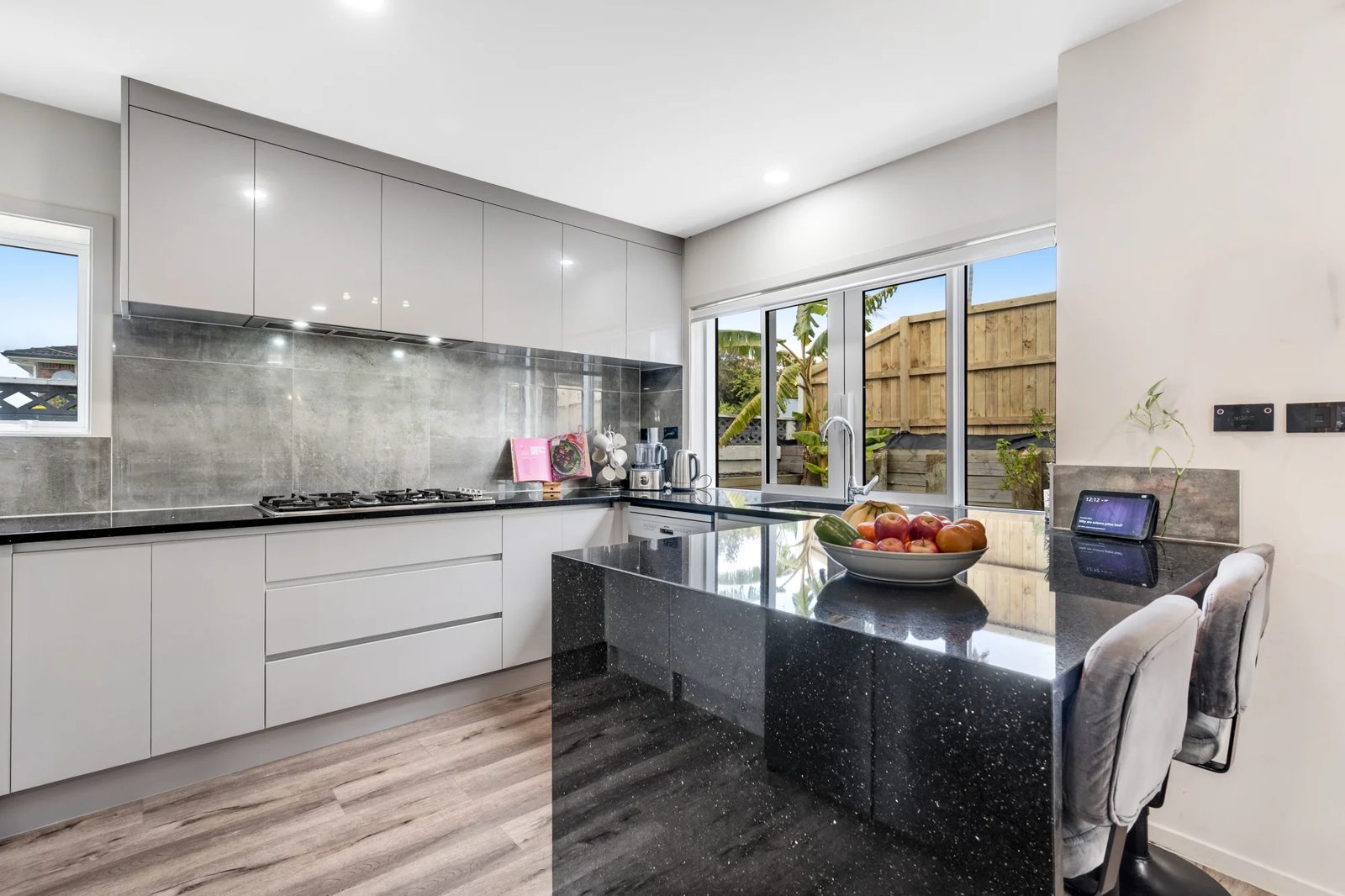 16A Sea Spray Drive, Bucklands Beach, photo 4