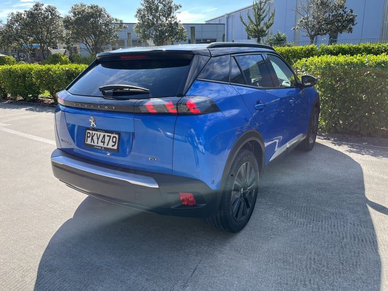 2022 Peugeot 2008 GT Electric 50 KWH/EV, photo 2