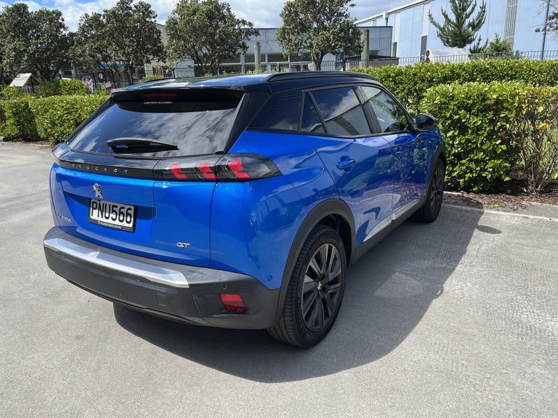 2022 Peugeot 2008 GT Electric 50KWH/EV Sunroof, photo 2
