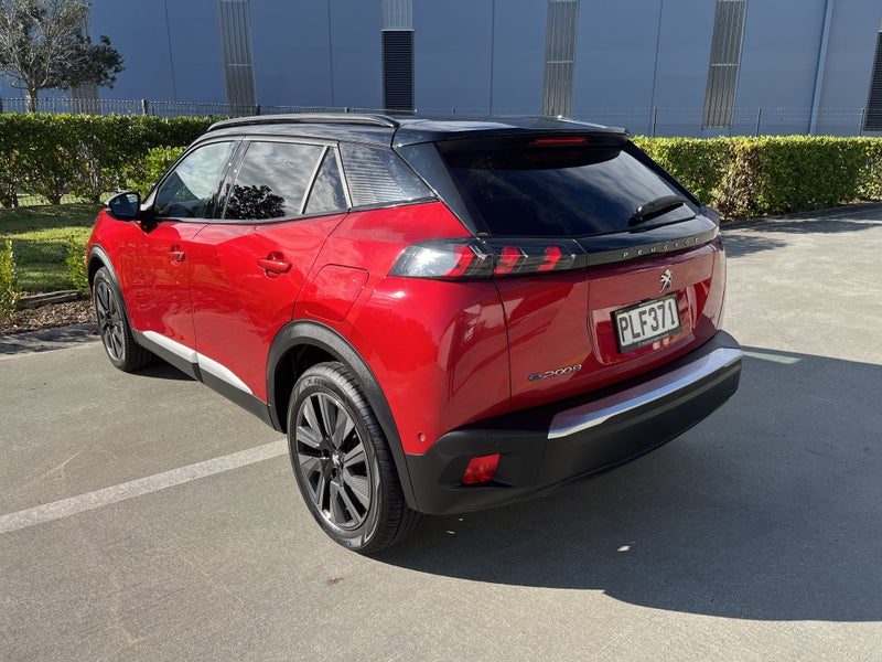 2022 Peugeot 2008 GT Electric 50KWH/EV, photo 3