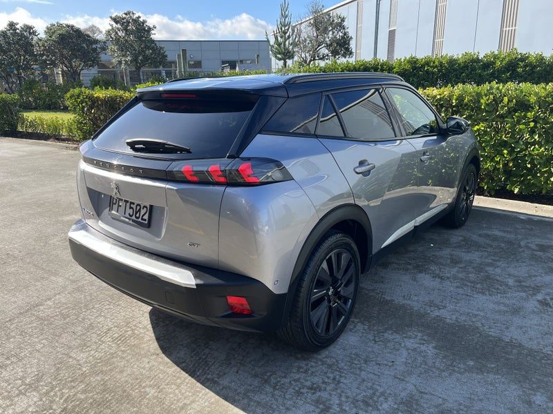 2022 Peugeot 2008 GT Electric 50KWH EV Sunroof, photo 2