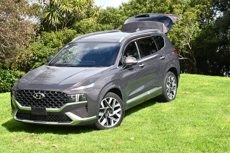 2020 Hyundai Santa Fe Limited, photo 2