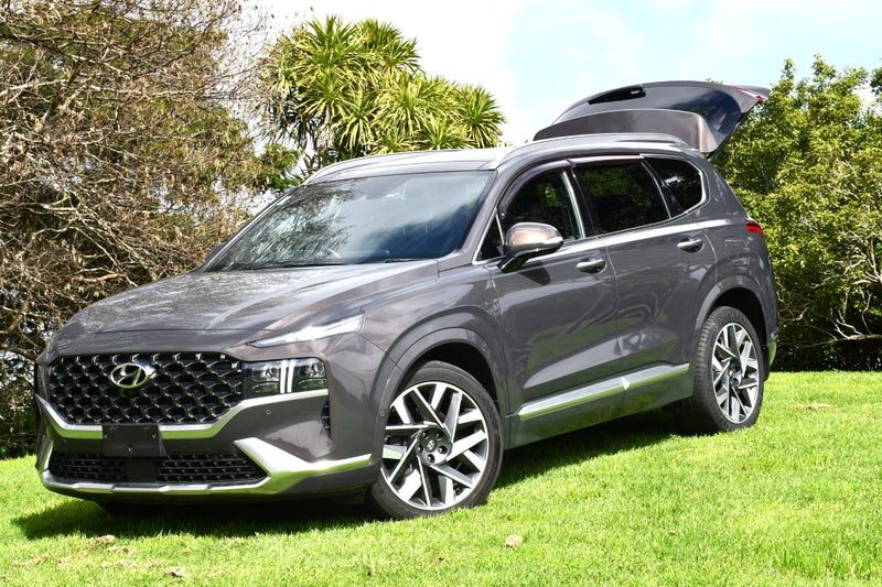 2020 Hyundai Santa Fe Limited, photo 3