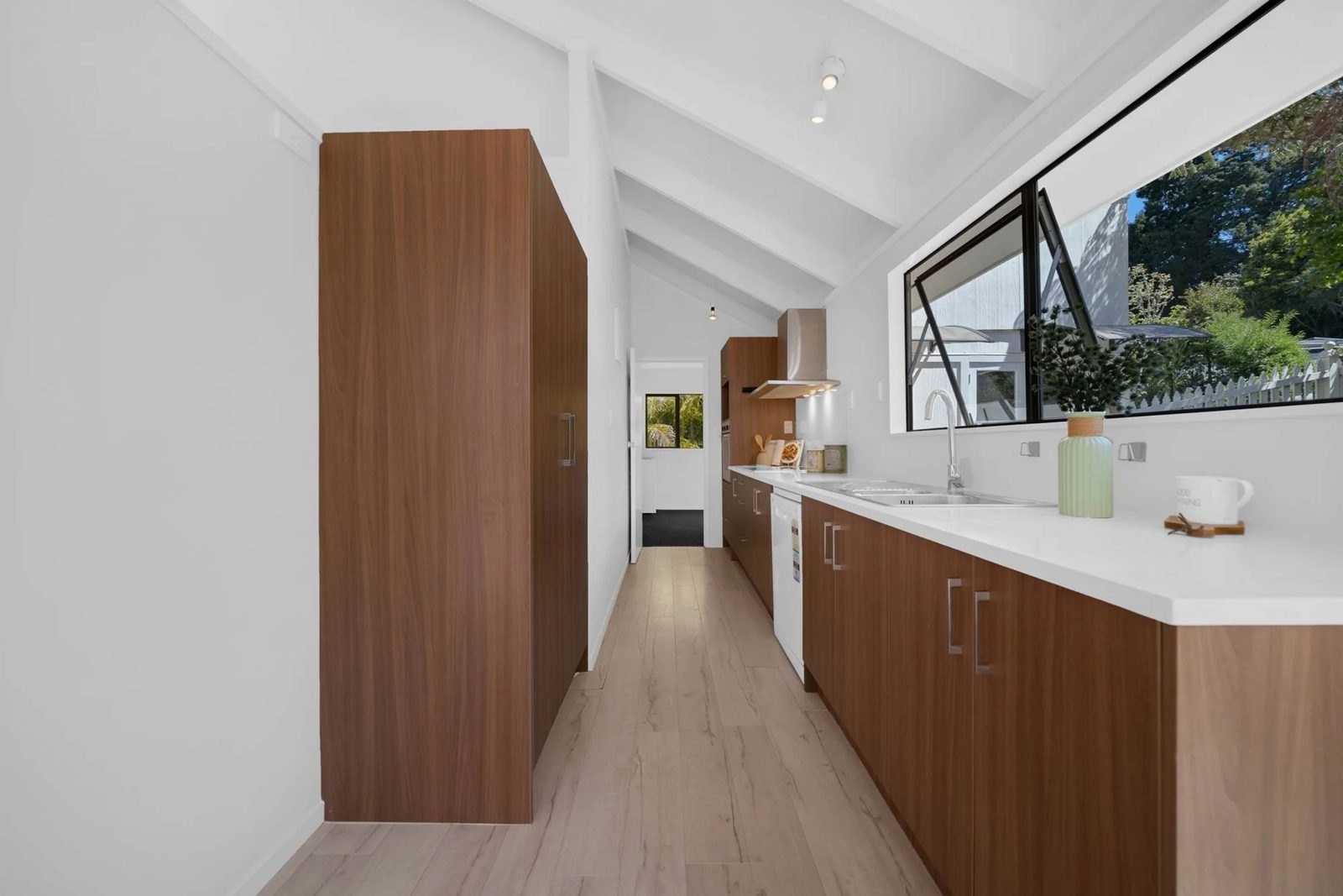 1/5 Wyvern Place, Glenfield, photo 17