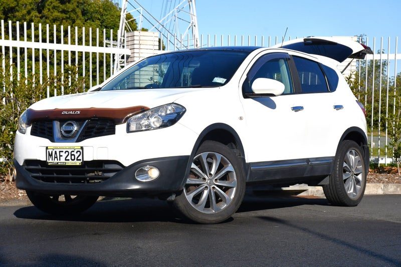 2012 Nissan Dualis Ti Leather panoramic roof