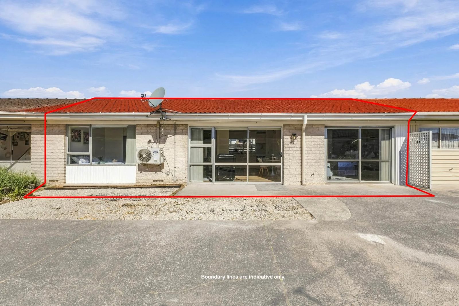 2/105 Coronation Road, Papatoetoe, photo 1
