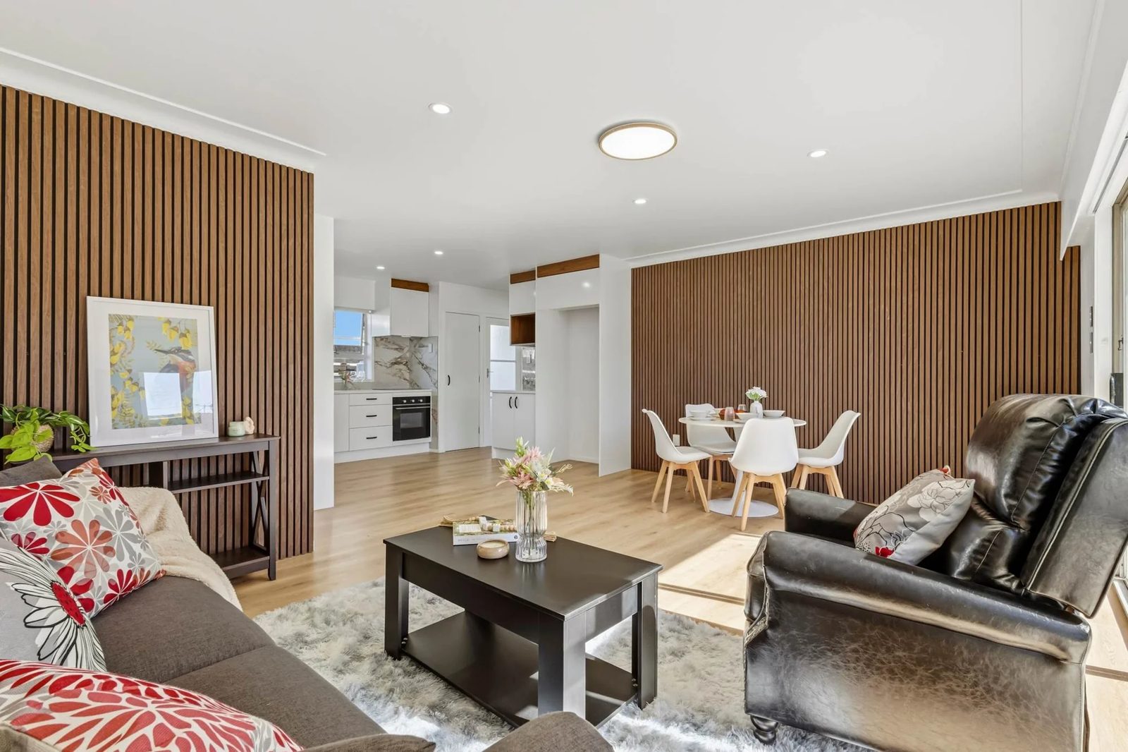2/105 Coronation Road, Papatoetoe, photo 3