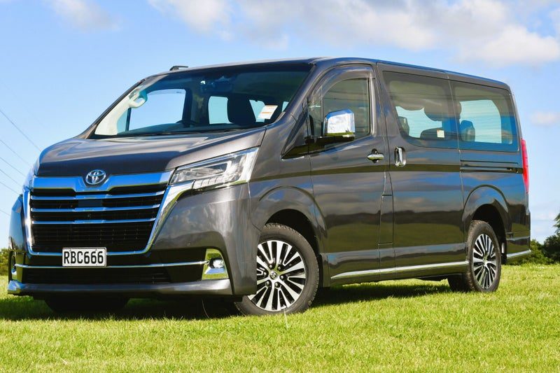 2019 Toyota Granvia LUXURY VX 6 SEATER
