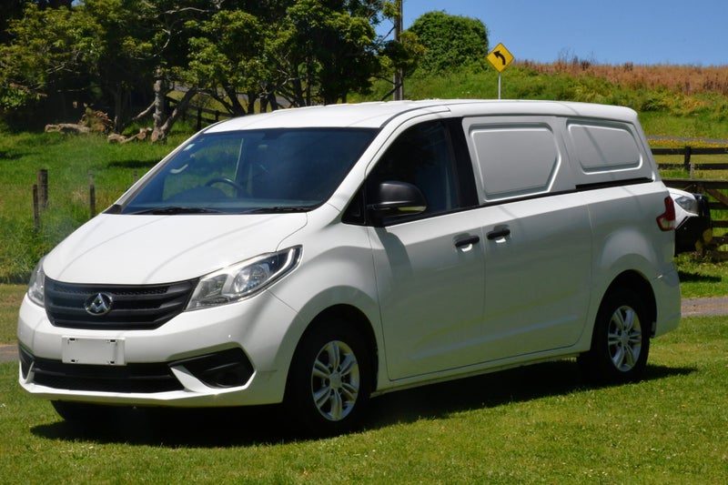 2018 LDV G10 Manual diesel cargo barrier, photo 3