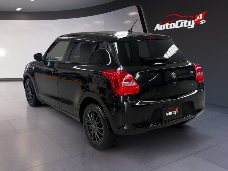 2018 Suzuki Swift, photo 2