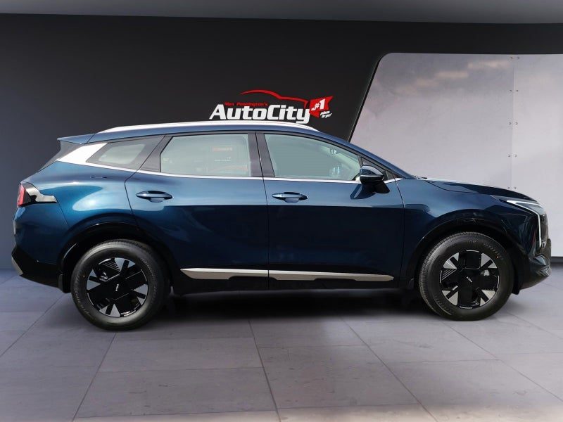 2026 Kia Sportage Light Hybrid 2WD 1.6L Turbo, photo 3