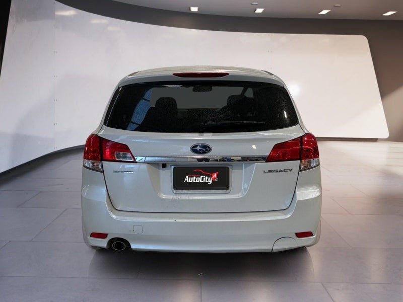 2012 Subaru Legacy, photo 3