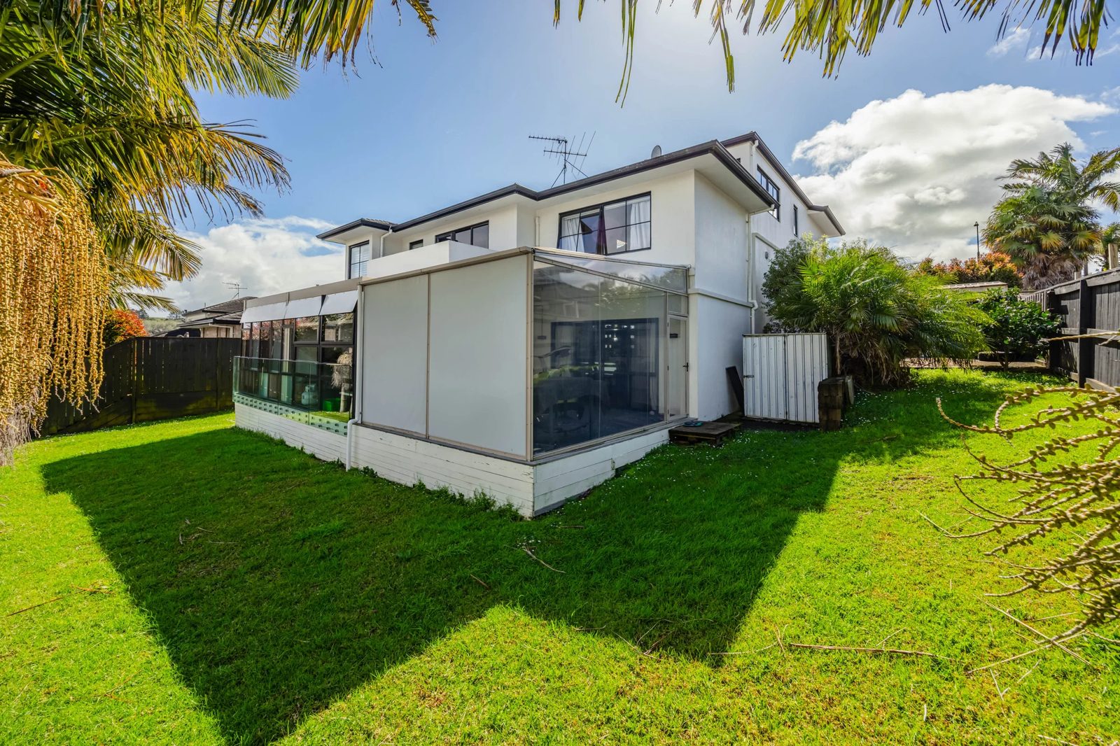 27 Byblos Place, The Gardens, photo 3
