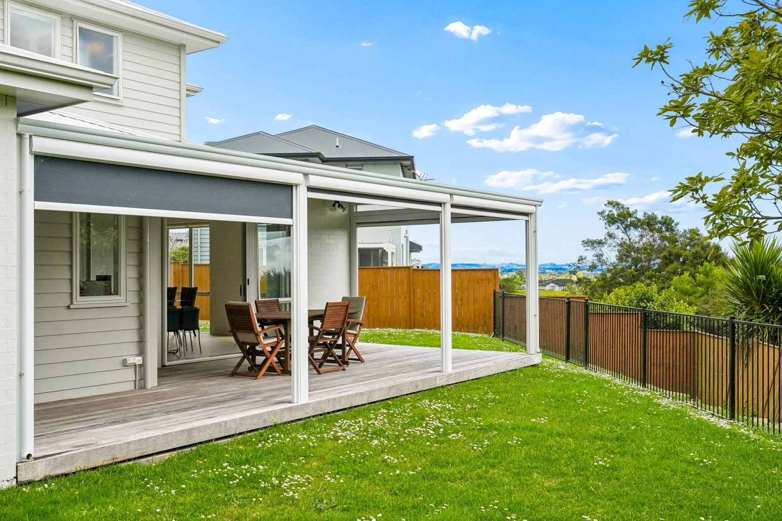 77 Mackay Drive, Greenhithe, photo 15