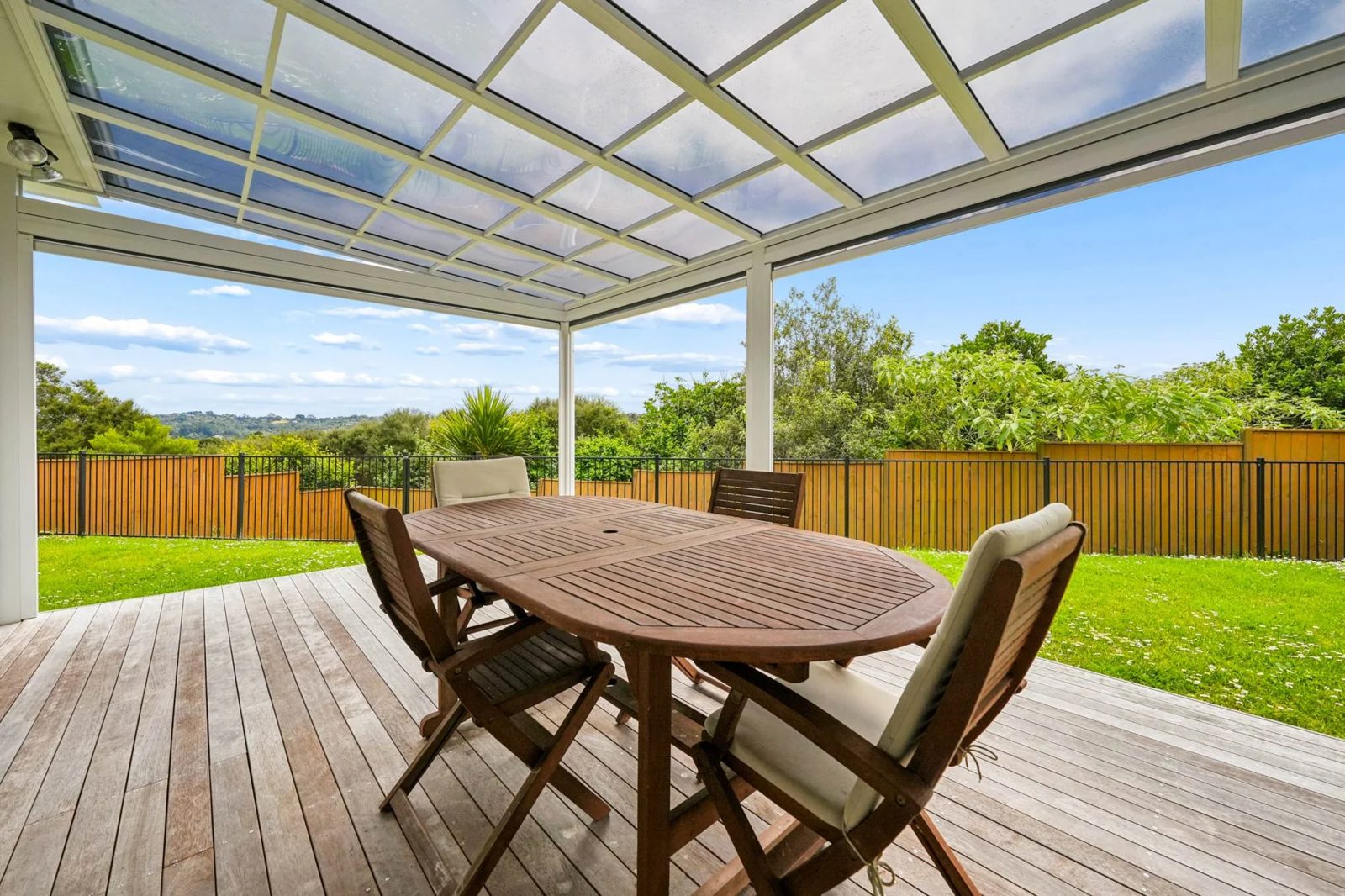 77 Mackay Drive, Greenhithe, photo 16