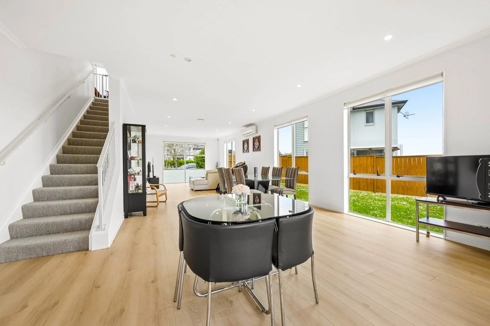 77 Mackay Drive, Greenhithe, photo 8