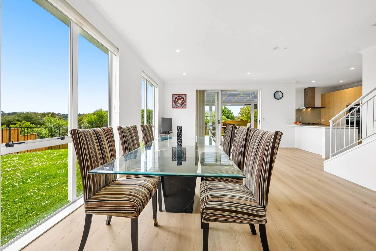 77 Mackay Drive, Greenhithe, photo 10