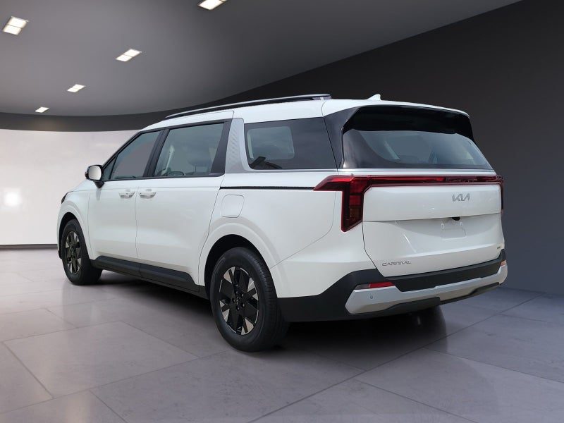 2026 Kia Carnival Light, photo 3
