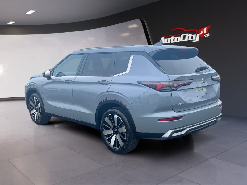 2026 Mitsubishi Outlander Xls 2.5P/Cvt, photo 2