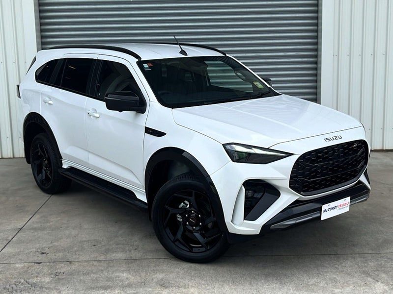 2026 Isuzu MU-X XT 4WD 7 Seater, photo 3