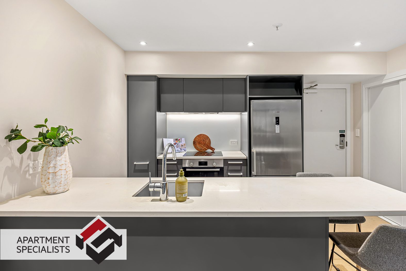 69 Hall Avenue, Mangere, photo 7