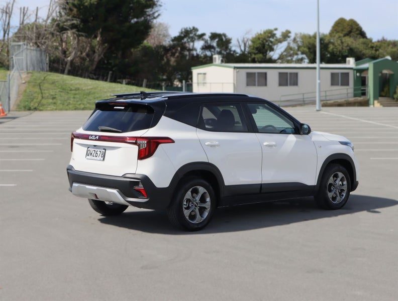 2024 Kia Seltos LX, photo 3