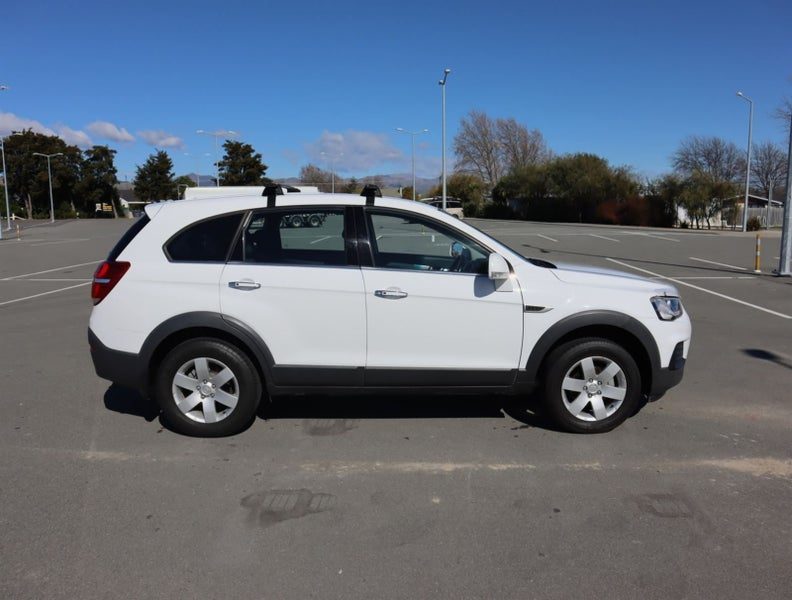 2018 Holden Captiva LS, photo 2