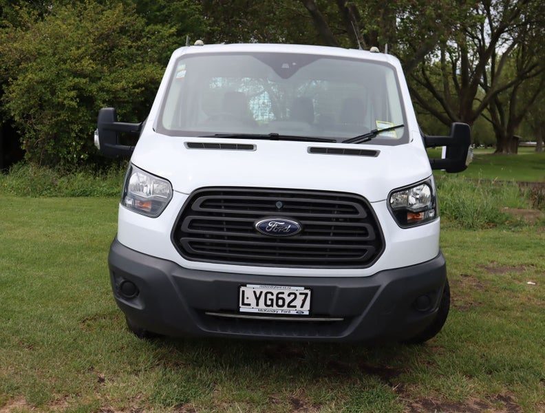 2019 Ford Transit 350L, photo 2