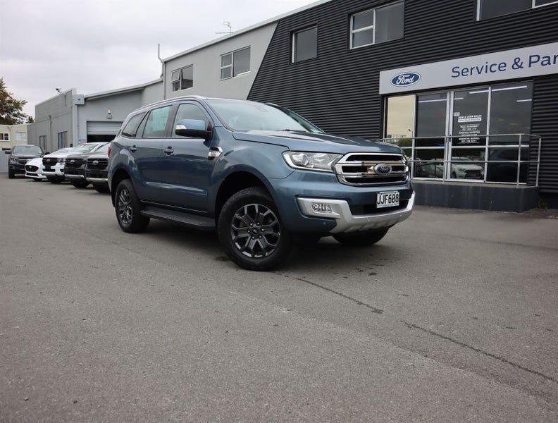 2015 Ford Everest Trend, photo 2