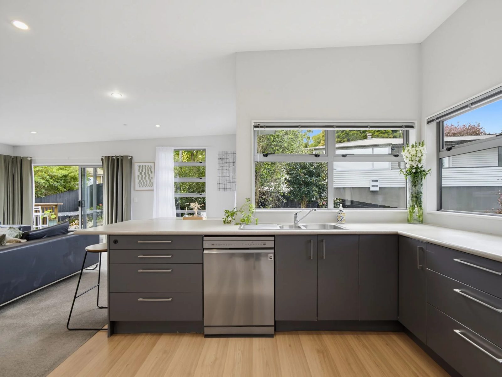 144G Glengarry Road, Glen Eden, photo 4